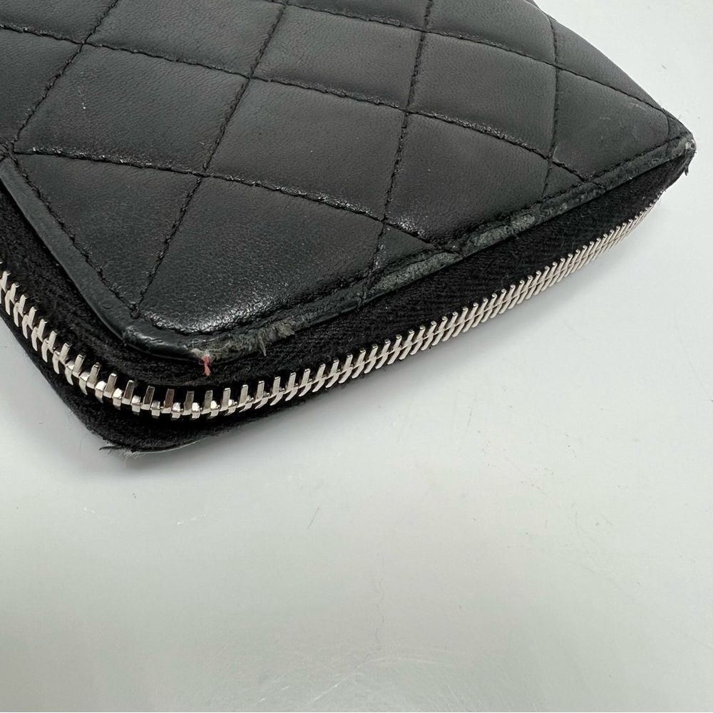 CHANEL Classic Zip Around Wallet Black Quilted lamb skin - Picture 6 of 15